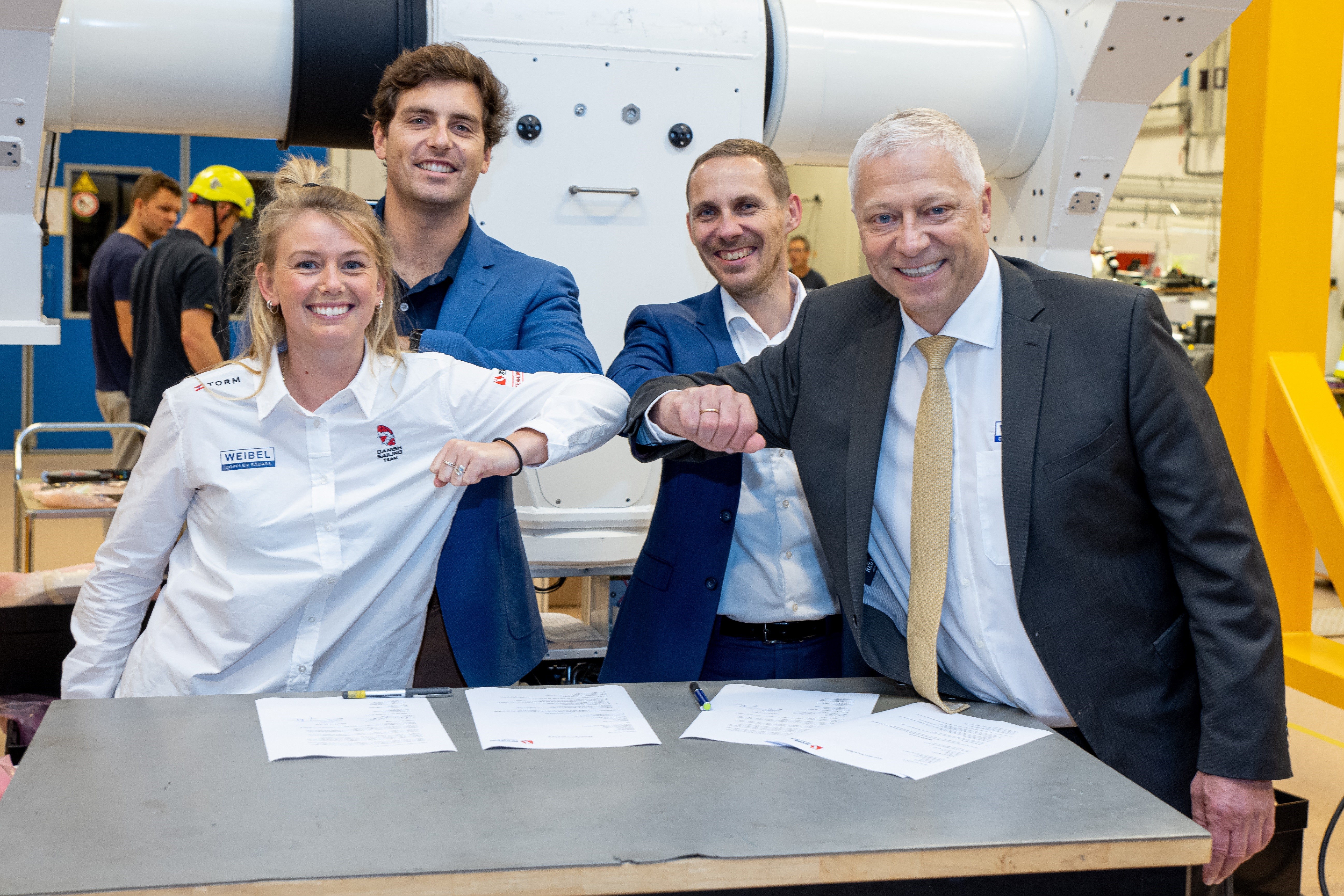 Fra venstre: Lin Ea Cenholt, CP (Christian Peter Lübeck), Jens Andersen, CFO, Weibel Scientific, Peder R. Pedersen, CEO og President, Weibel Scientific