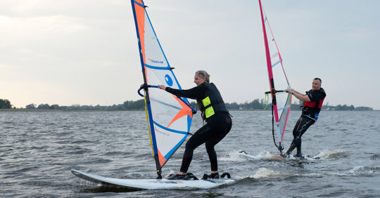 windsurfing